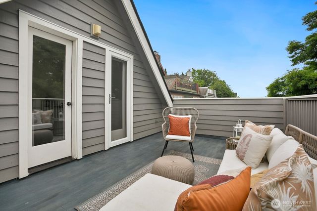 1117 W Blaine Street, Seattle, WA 98119