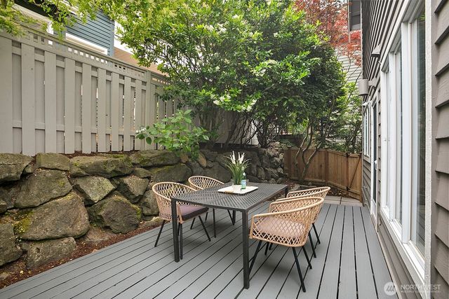 1117 W Blaine Street, Seattle, WA 98119