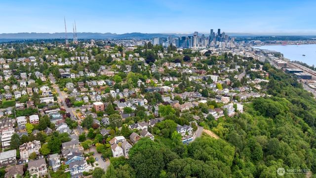 1117 W Blaine Street, Seattle, WA 98119