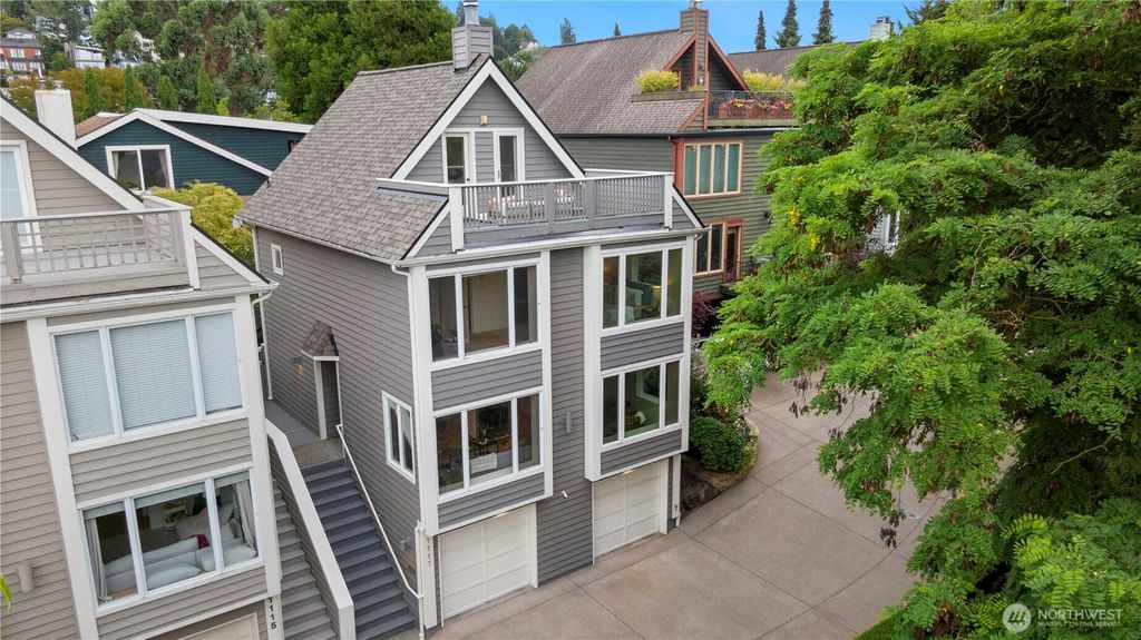 1117 W Blaine Street, Seattle, WA 98119