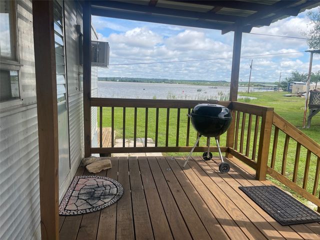 641 Sky Camp Loop 2, Possum Kingdom Lake, TX 76449