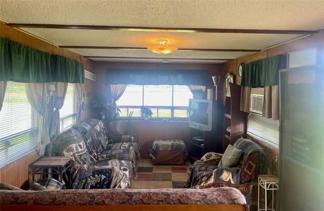 641 Sky Camp Loop 2, Possum Kingdom Lake, TX 76449