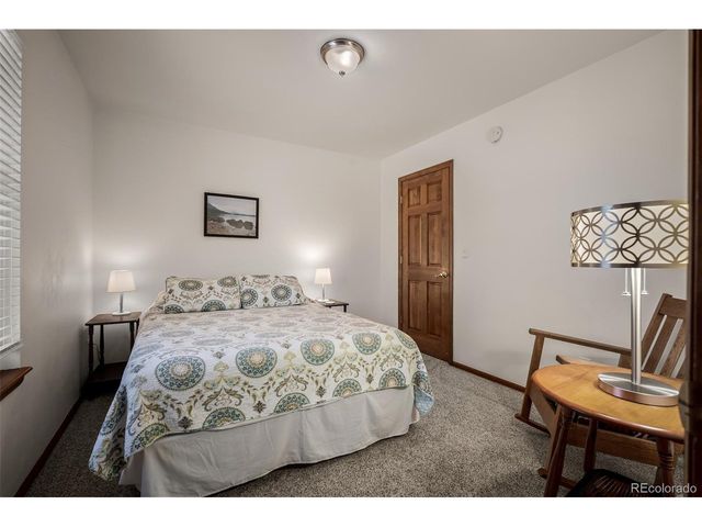 8450 Melross Ct, Colorado Springs, CO 80919