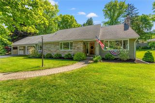 30 Lyndon Road, Dewitt, NY 13066