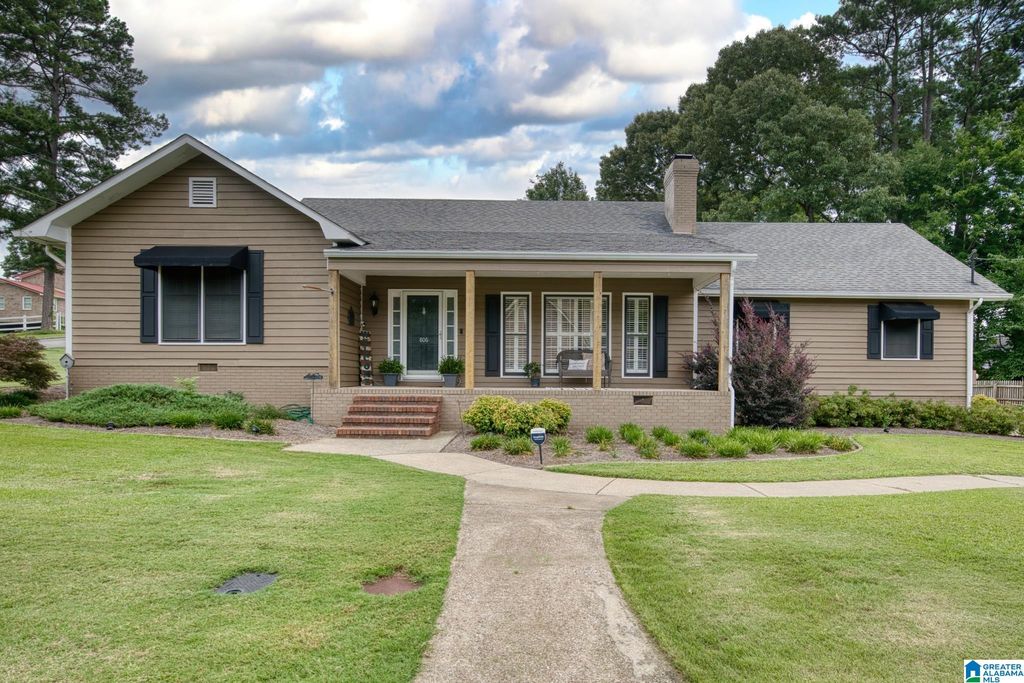 806 ROY COURT, Oxford, AL 36203