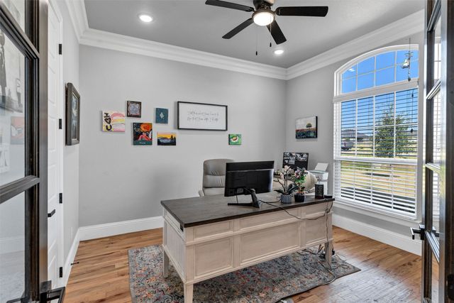 413 Venadito Drive, Godley, TX 76044