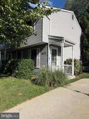 1623 SECRETARIAT DR, Annapolis, MD 21409