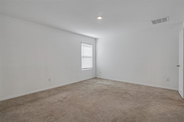 1105 Wildflower Street, Ennis, TX 75119