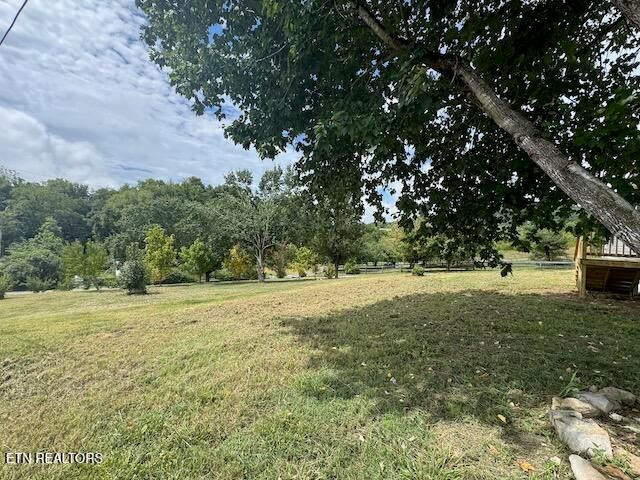 240 Guthries Greene Rd, Bulls Gap, TN 37711