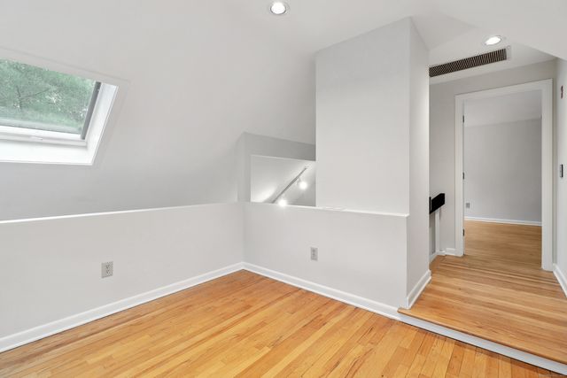22 Centre Village Drive 22, Madison, CT 06443