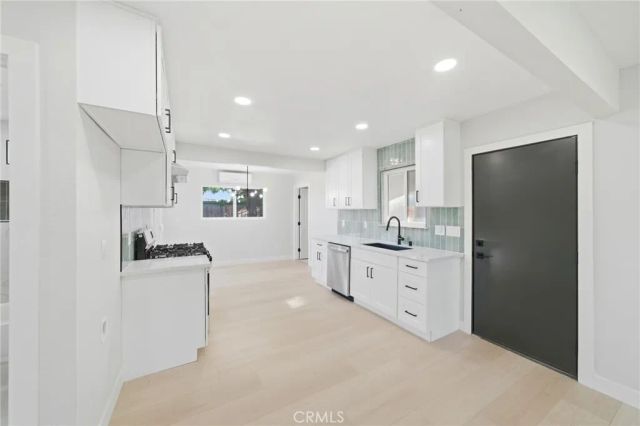 1232 Browning, Sacramento, CA 95815