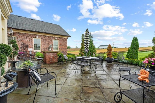 5045 Van Meter Road, Winchester, KY 40391