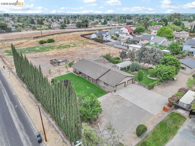 4190 Brown Rd, Oakley, CA 94561