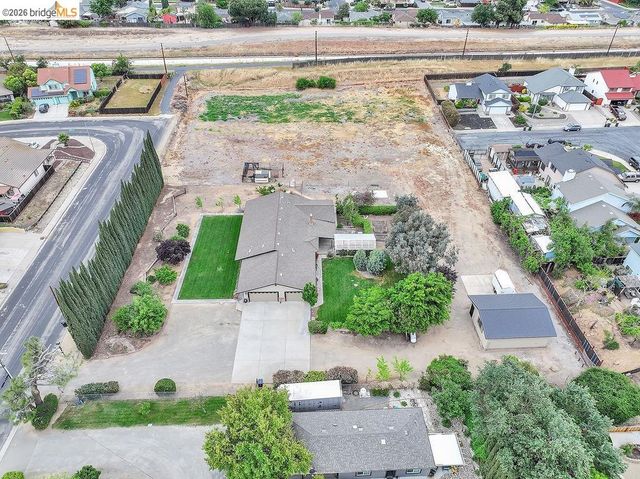 4190 Brown Rd, Oakley, CA 94561