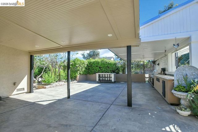 4190 Brown Rd, Oakley, CA 94561