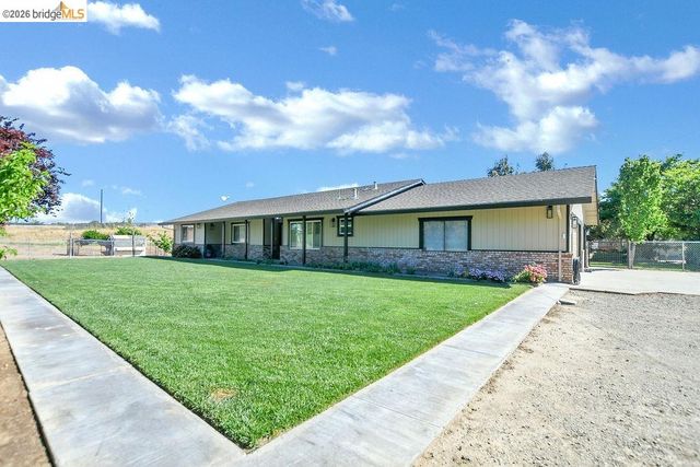 4190 Brown Rd, Oakley, CA 94561