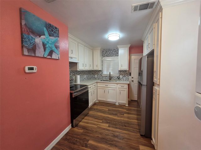 525 E 35th Street, Houston, TX 77022