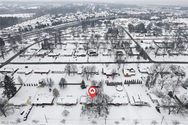 236 Knollwood Drive, Wadsworth, OH 44281