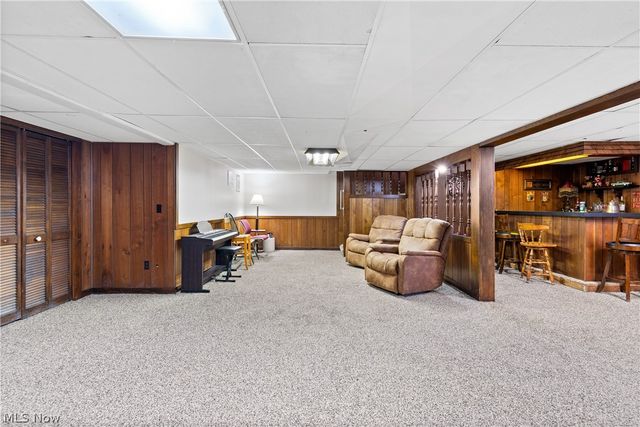 236 Knollwood Drive, Wadsworth, OH 44281