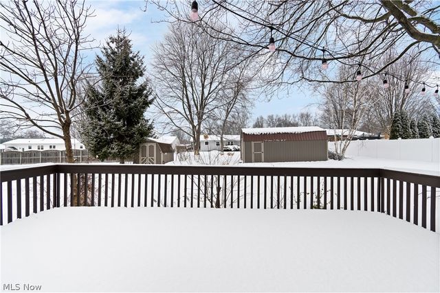 236 Knollwood Drive, Wadsworth, OH 44281