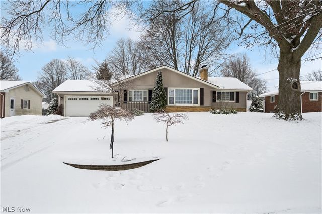 236 Knollwood Drive, Wadsworth, OH 44281