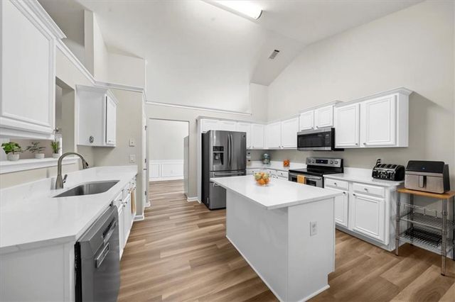 5155 Scenic View Road, Flowery Branch, GA 30542