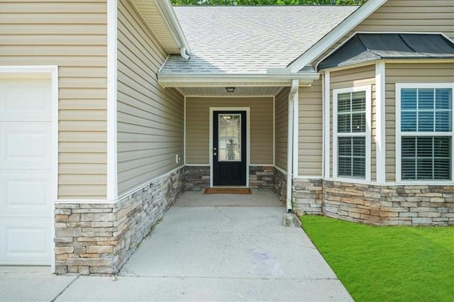 5155 Scenic View Road, Flowery Branch, GA 30542