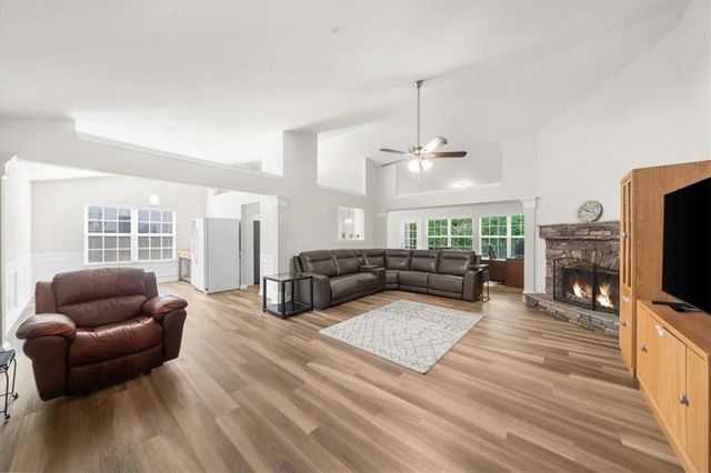 5155 Scenic View Road, Flowery Branch, GA 30542