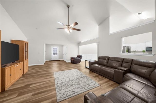 5155 Scenic View Road, Flowery Branch, GA 30542