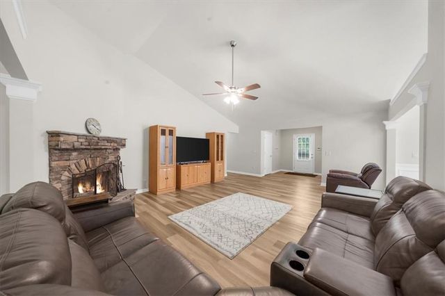5155 Scenic View Road, Flowery Branch, GA 30542