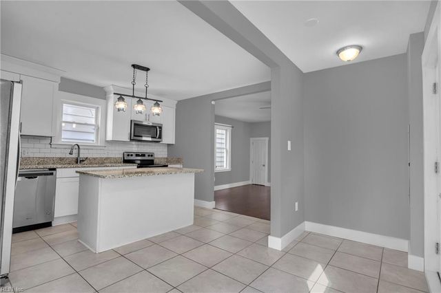 1136 Seaboard AVE, Chesapeake, VA 23324