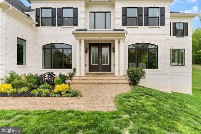 5606 BEACHVIEW CREEK DR, Woodbridge, VA 22192