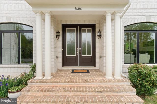 5606 BEACHVIEW CREEK DR, Woodbridge, VA 22192