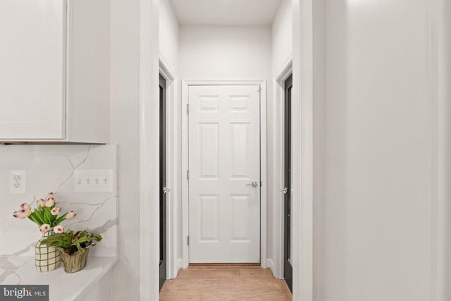 5606 BEACHVIEW CREEK DR, Woodbridge, VA 22192