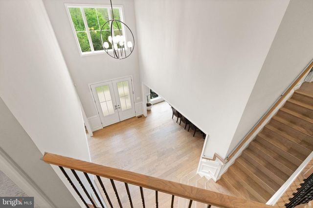 5606 BEACHVIEW CREEK DR, Woodbridge, VA 22192