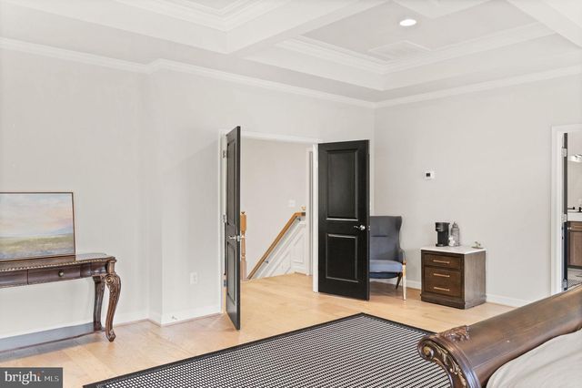 5606 BEACHVIEW CREEK DR, Woodbridge, VA 22192