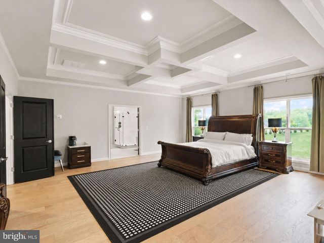 5606 BEACHVIEW CREEK DR, Woodbridge, VA 22192