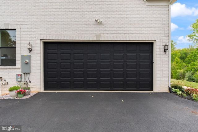 5606 BEACHVIEW CREEK DR, Woodbridge, VA 22192