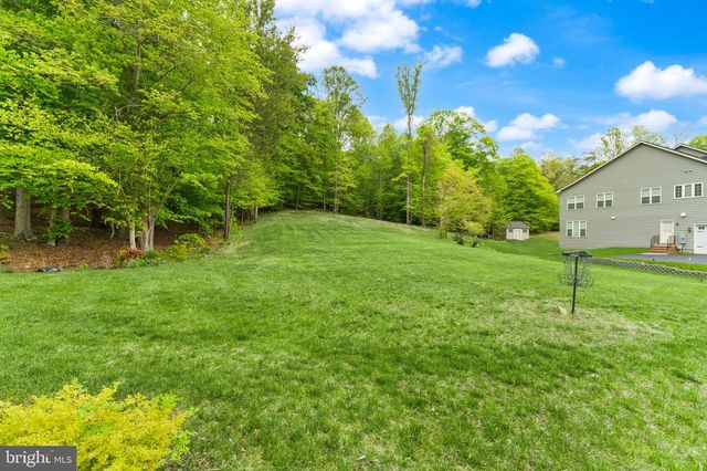 5606 BEACHVIEW CREEK DR, Woodbridge, VA 22192