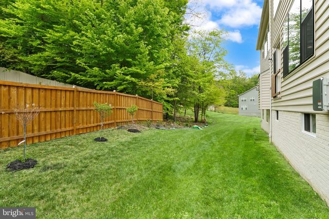 5606 BEACHVIEW CREEK DR, Woodbridge, VA 22192
