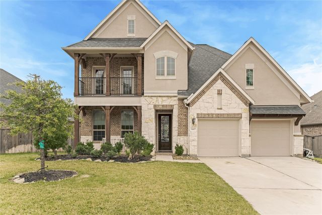 34427 Spring Creek Circle, Pinehurst, TX 77362