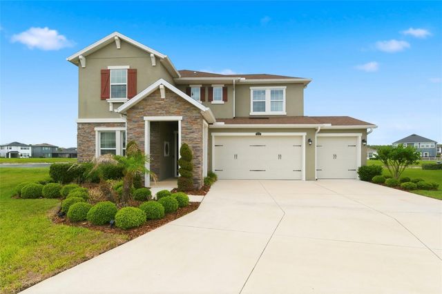 28707 REVARO LANE, Wesley Chapel, FL 33543