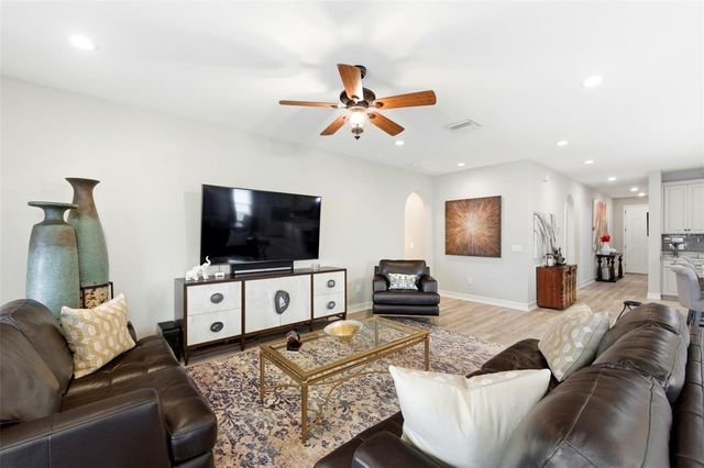 28707 REVARO LANE, Wesley Chapel, FL 33543