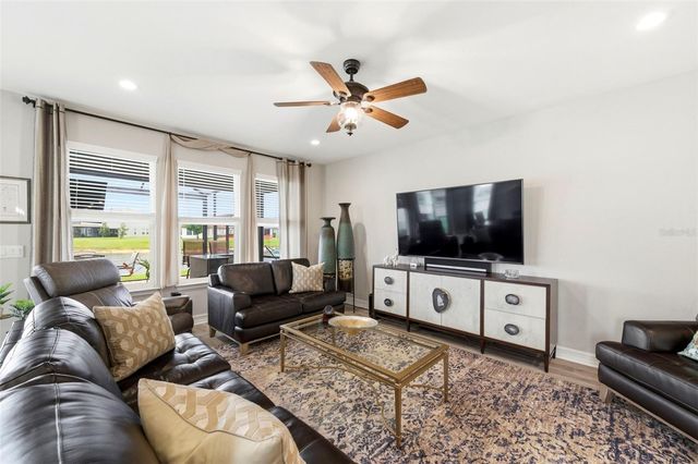 28707 REVARO LANE, Wesley Chapel, FL 33543