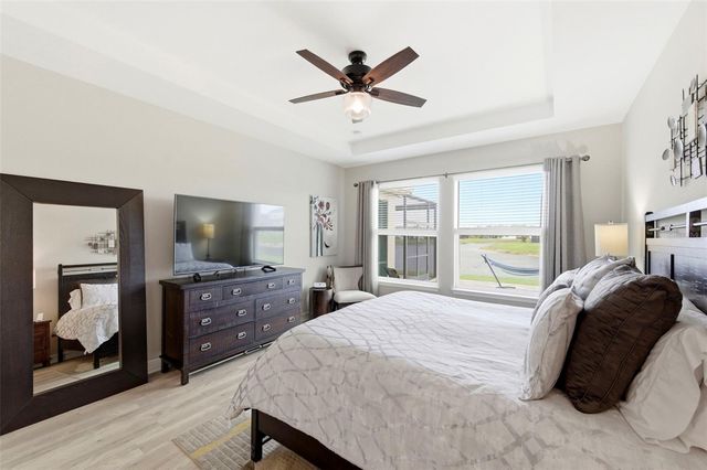 28707 REVARO LANE, Wesley Chapel, FL 33543