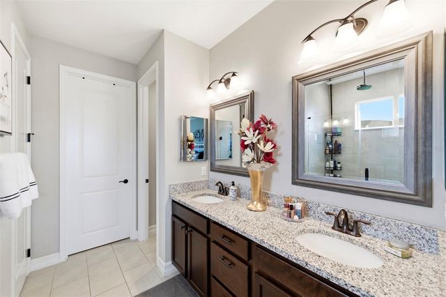 28707 REVARO LANE, Wesley Chapel, FL 33543