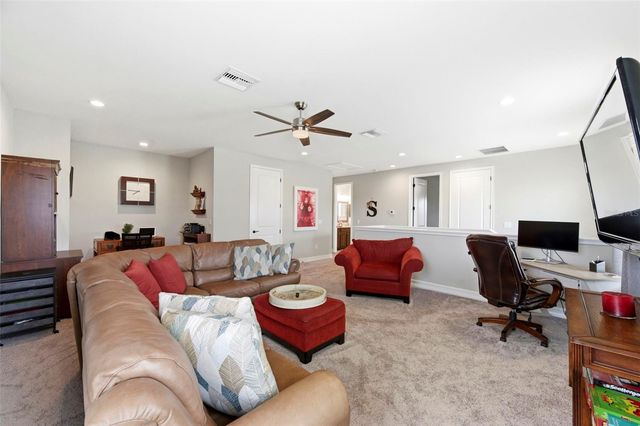 28707 REVARO LANE, Wesley Chapel, FL 33543