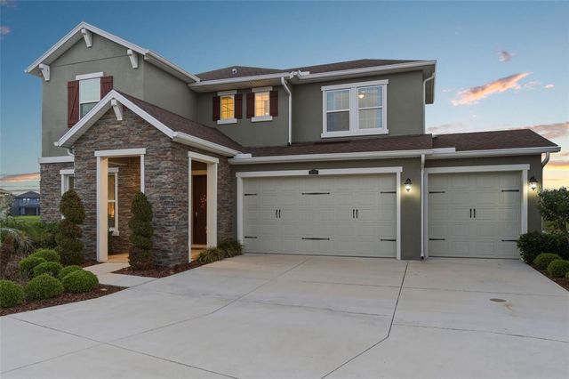 28707 REVARO LANE, Wesley Chapel, FL 33543