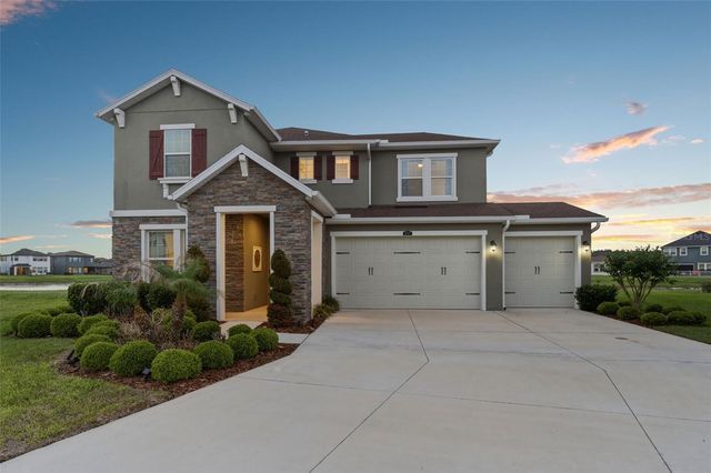 28707 REVARO LANE, Wesley Chapel, FL 33543