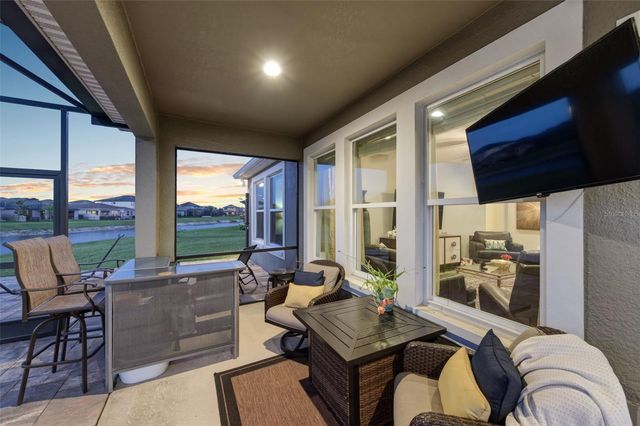 28707 REVARO LANE, Wesley Chapel, FL 33543